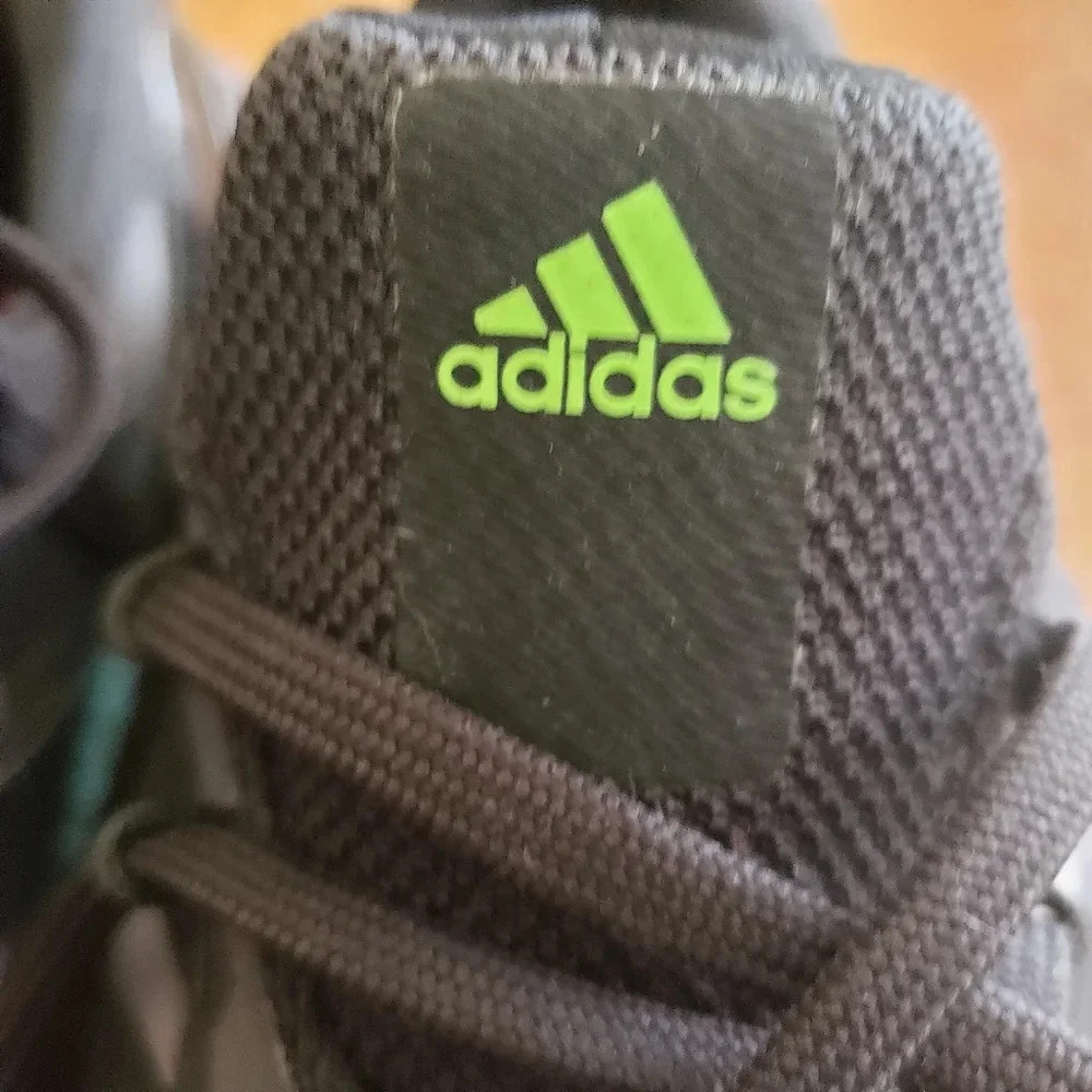 *ADIDAS Boost X9000L4,  Size 9, black and grey - Picture 10 of 11